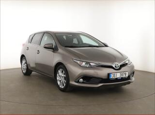 Toyota Auris 1.2 Ti, Xenony, Tempomat