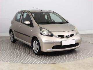 Toyota Aygo 1.0 VVT-i, nov� STK, Ta�n�