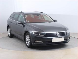 Volkswagen Passat 2.0 TDI, Automat, Navi