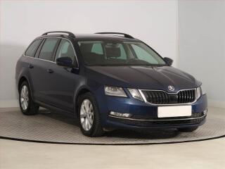�koda Octavia 1.6 TDI, Serv.kniha, Tempomat