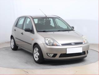 Ford Fiesta 1.4 16V, po STK, rezervace
