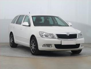 koda Octavia Ambiente 2.0 TDI, Tempomat