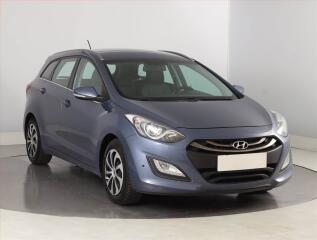 Hyundai i30 1.6 MPI, �R,1.maj, Serv.kniha