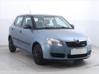 �koda Fabia 1.2 12V, nov� STK, rezervace