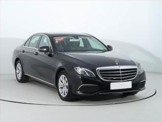 Mercedes-Benz E 200 d, Automat, R,1.maj
