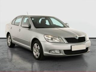 �koda Octavia 2.0 TDI, �R,1.maj, Tempomat