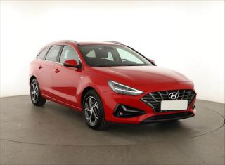 Hyundai i30 1.5 T-GDI MHEV, Serv.kniha