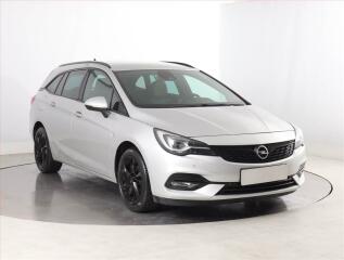 Opel Astra 1.2 Turbo, Serv.kniha, K��e