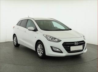 Hyundai i30 1.6 MPI, Serv.kniha, Tempomat