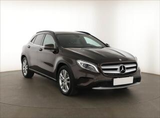 Mercedes-Benz GLA 220 d 4MATIC