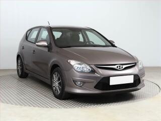 Hyundai i30 1.6 CVVT, po STK, Ta�n�