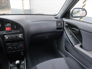 Volkswagen Passat (2018) Comfortline 2.0 TDI, Automat - náhled 8