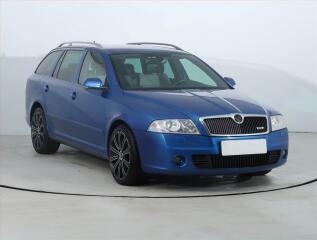 �koda Octavia RS 2.0 TDI, nov� STK