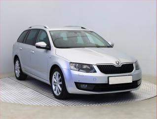 koda Octavia 1.6 TDI, Navi, Xenony