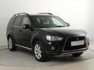 Mitsubishi Outlander 2.2 DI-D, 4X4, 7�m�st, �R