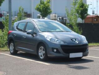 Peugeot 207 1.4 VTi, po STK, rezervace