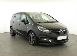 Opel Zafira 2.0 CDTI, 7�m�st, K��e, Navi