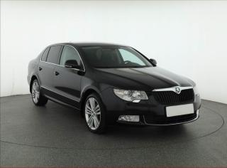 koda Superb 2.0 TDI, 4X4, Xenony