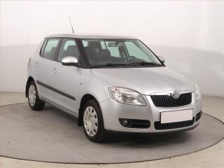 �koda Fabia 1.2, po STK, jezd� skv�le