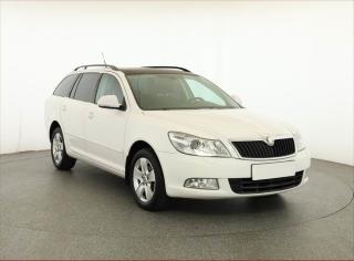 koda Octavia 1.6, Tempomat, Park.senzory