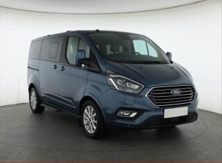 Ford Tourneo Custom Titanium 2.0 EcoBlue, �R