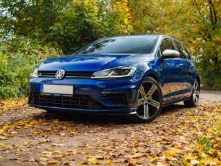 Volkswagen Golf 2.0 TSI R, MANU�L,NAVI,LED,4X4