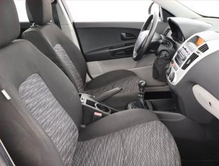Kia Ceed (2007) 1.4 CVVT, Serv.kniha, po STK - náhled 9