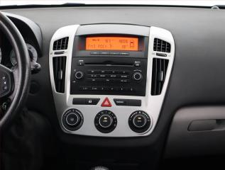 Kia Ceed (2007) 1.4 CVVT, Serv.kniha, po STK - náhled 12