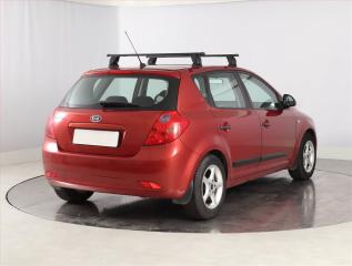 Kia Ceed (2007) 1.4 CVVT, Serv.kniha, po STK - náhled 5