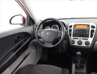 Kia Ceed (2007) 1.4 CVVT, Serv.kniha, po STK - náhled 7