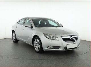 Opel Insignia 2.0 CDTI, Serv.kniha, po STK