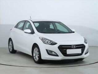 Hyundai i30 Weekend 1.6 MPI, Serv.kniha