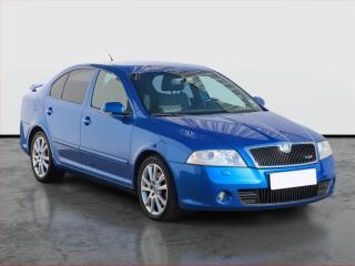 �koda Octavia RS 2.0 TDI, Xenony, Tempomat