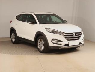 Hyundai Tucson Trikolor 1.7 CRDi, Serv.kniha