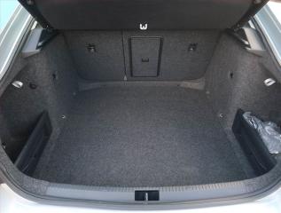 Citroën C4 (2008) 1.4 16V, Klima, rezervace - náhled 13