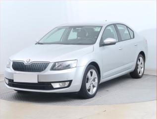 Citroën C4 (2008) 1.4 16V, Klima, rezervace - náhled 2