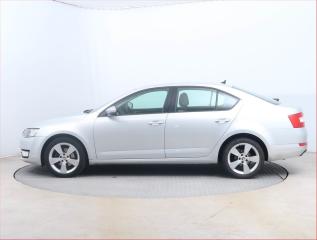 Citroën C4 (2008) 1.4 16V, Klima, rezervace - náhled 3