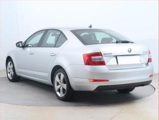 Citroën C4 (2008) 1.4 16V, Klima, rezervace - náhled 4