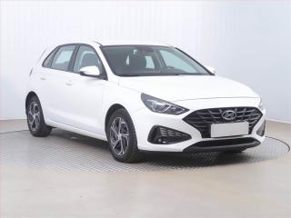 Hyundai i30 1.5 DPI, Serv.kniha, Tempomat