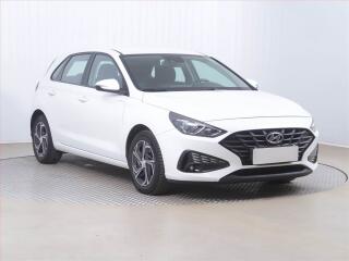 Hyundai i30 1.5 DPI, Serv.kniha, Tempomat