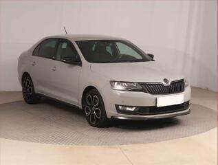 �koda Rapid Monte Carlo 1.0 TSI, Bi-Xenony