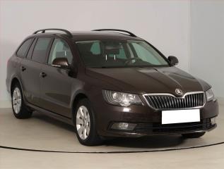 koda Superb 2.0 TDI, Serv.kniha, Xenony