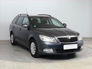 �koda Octavia 1.4 TSI, Serv.kniha, Tempomat