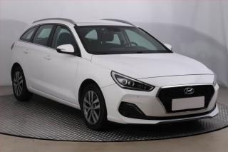 Hyundai i30 Style 1.6 CRDi, Serv.kniha