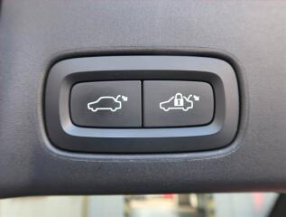 Renault Fluence (2011) 1.5 dCi, Tempomat - náhled 19