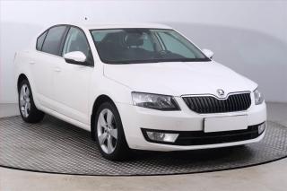 koda Octavia Ambition 1.6 TDI, Navi