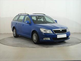 �koda Octavia 1.6 TDI, po STK, obl�ben� v�z