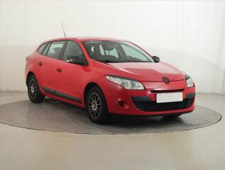 Renault M�gane 1.5 dCi, nov� STK, Ta�n�