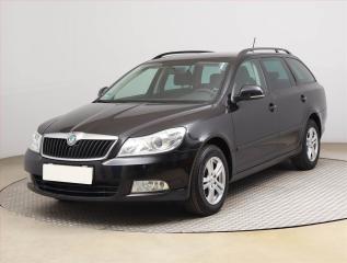 Škoda Octavia (2011) Ambiente Plus 1.6 TDI - náhled 2