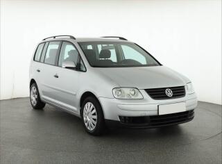 Volkswagen Touran Trendline 1.6 FSI, Ta�n�